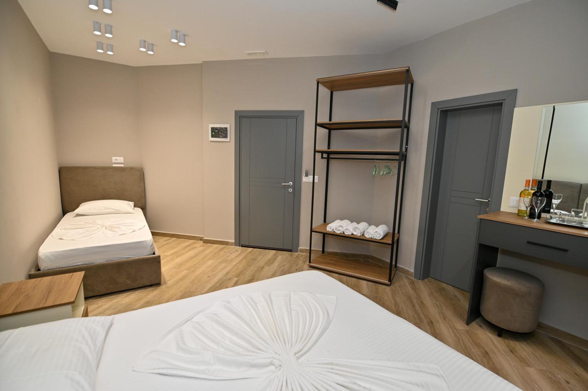 MonDuro Hotel Durrës Kamer foto